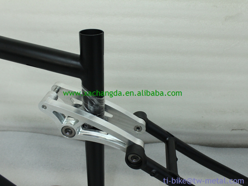 Titanium Suspension Bike Frame with G510 Bafang Bridge and matt black